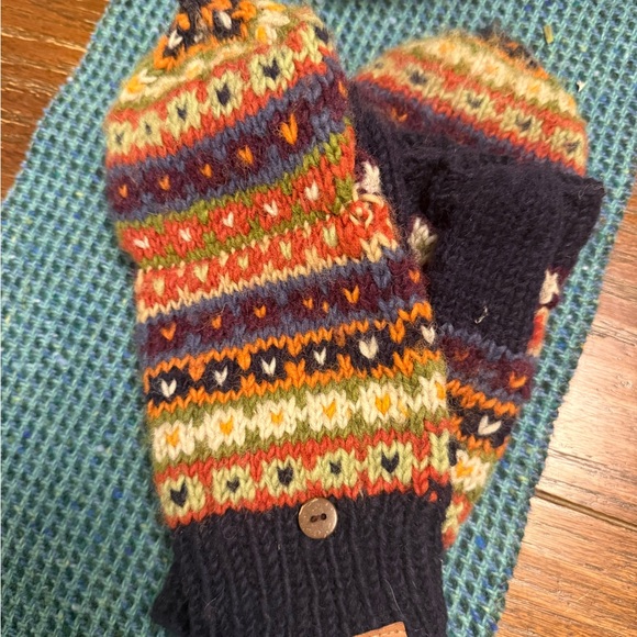 Multicolor Knit Mittens for Kids - Picture 6 of 6
